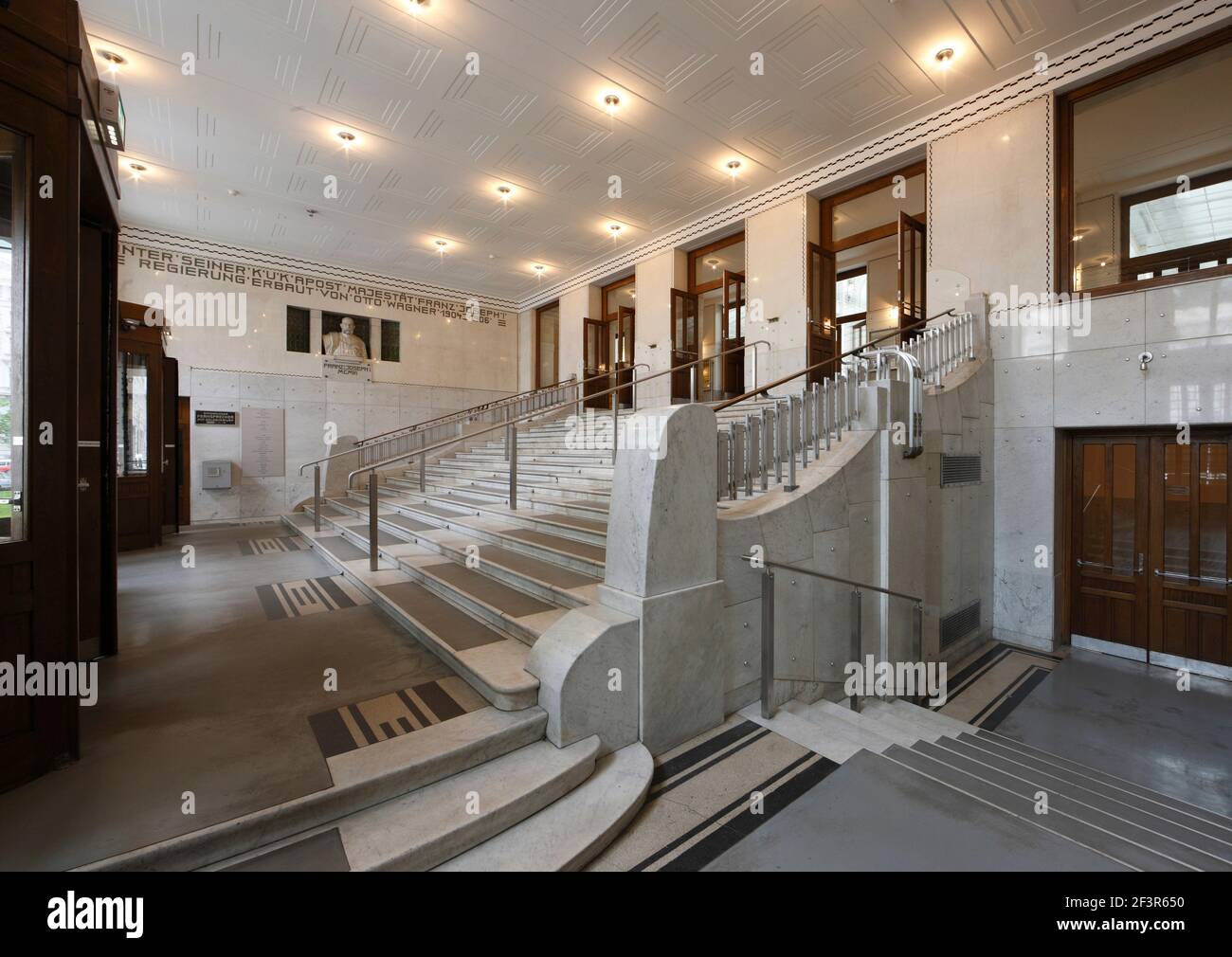 Wide white marble stairs to lobby in postal savings bank, 1904-22, Otto  Wagner, Vienna, Austria Stock Photo - Alamy