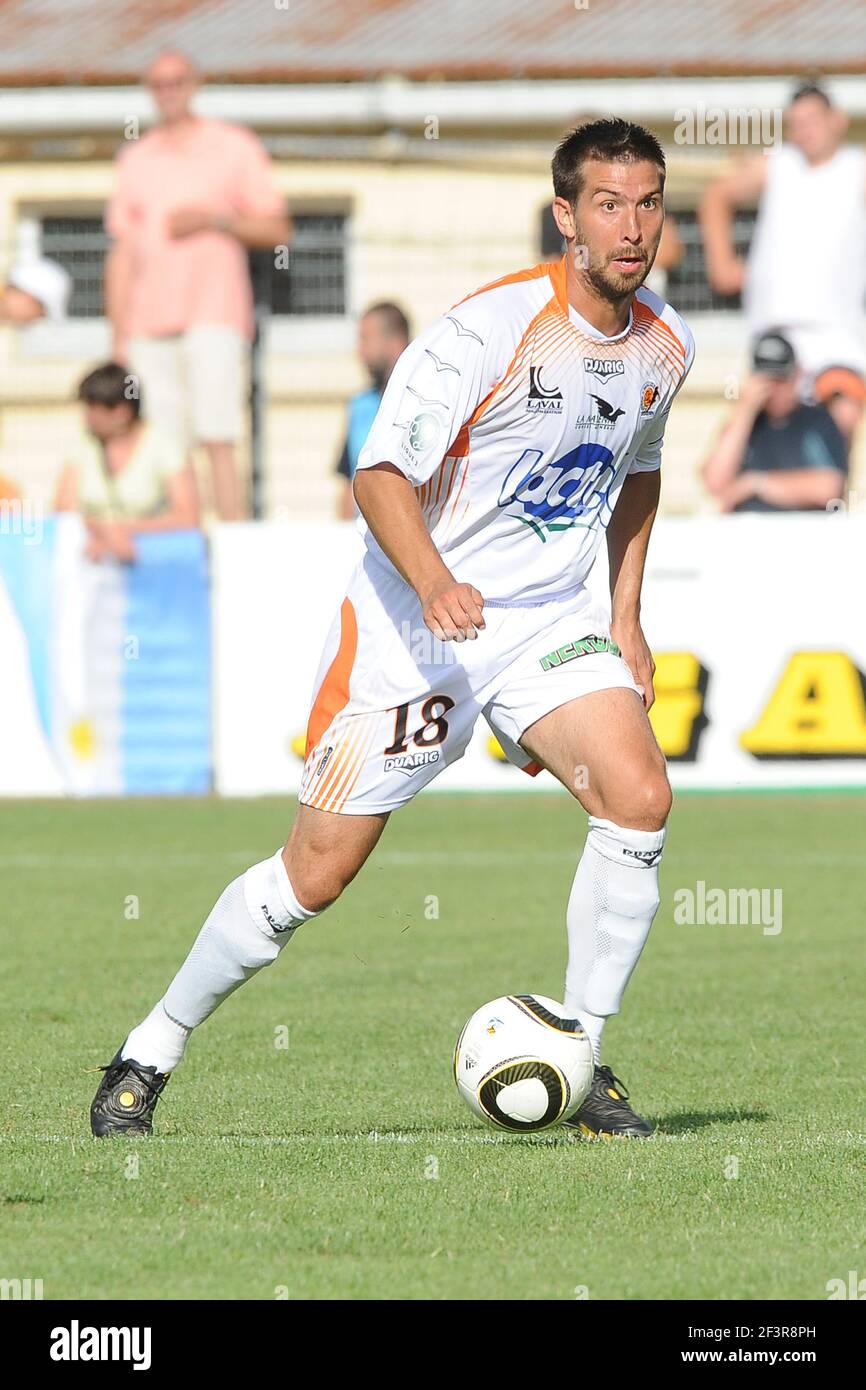 FOOTBALL - FRIENDLY GAMES 2010/2011 - FC LORIENT v STADE LAVALLOIS - 10/07/2010 - PHOTO PASCAL ALLEE / DPPI - ROMAIN JACUZZI (LAV) Stock Photo