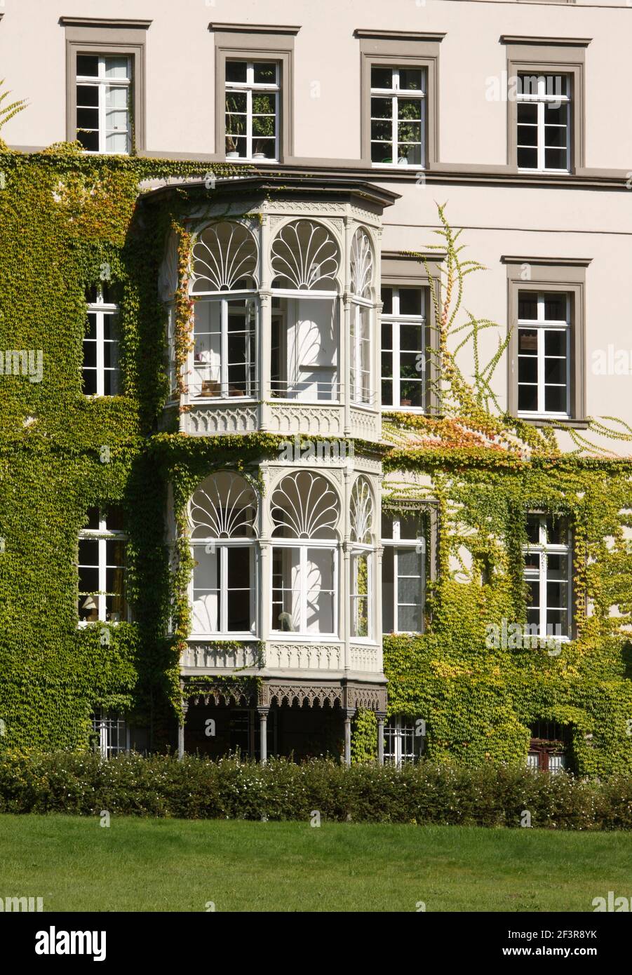 Villa Braunswerth, Erker, Engelskirchen, ehemalige Baumwollspinnerei Ermen & Engels, LVR-Industriemuseum Stock Photo