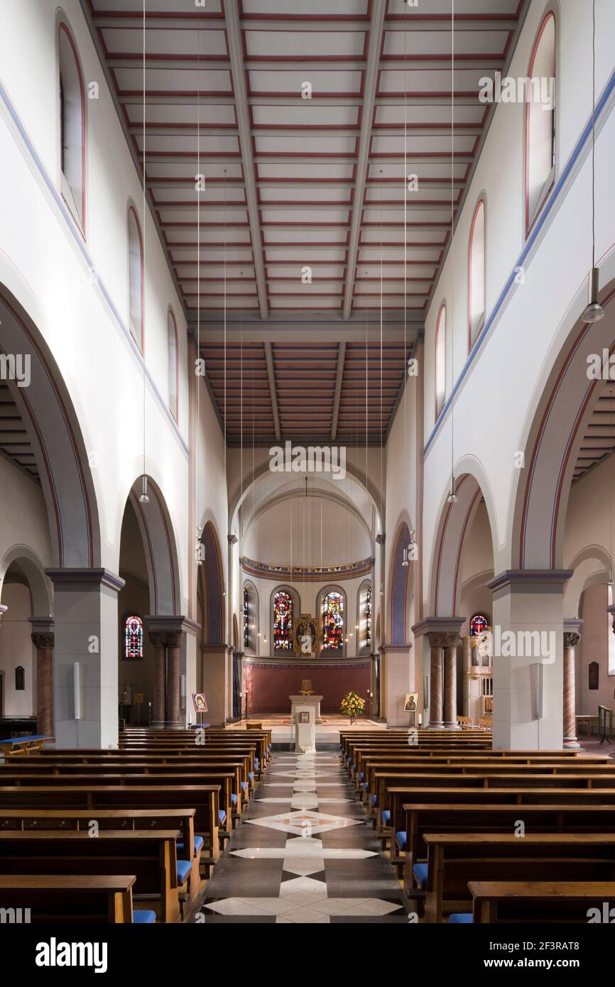 St adalbert kirchen der pfarrei franziska von aachen hires stock