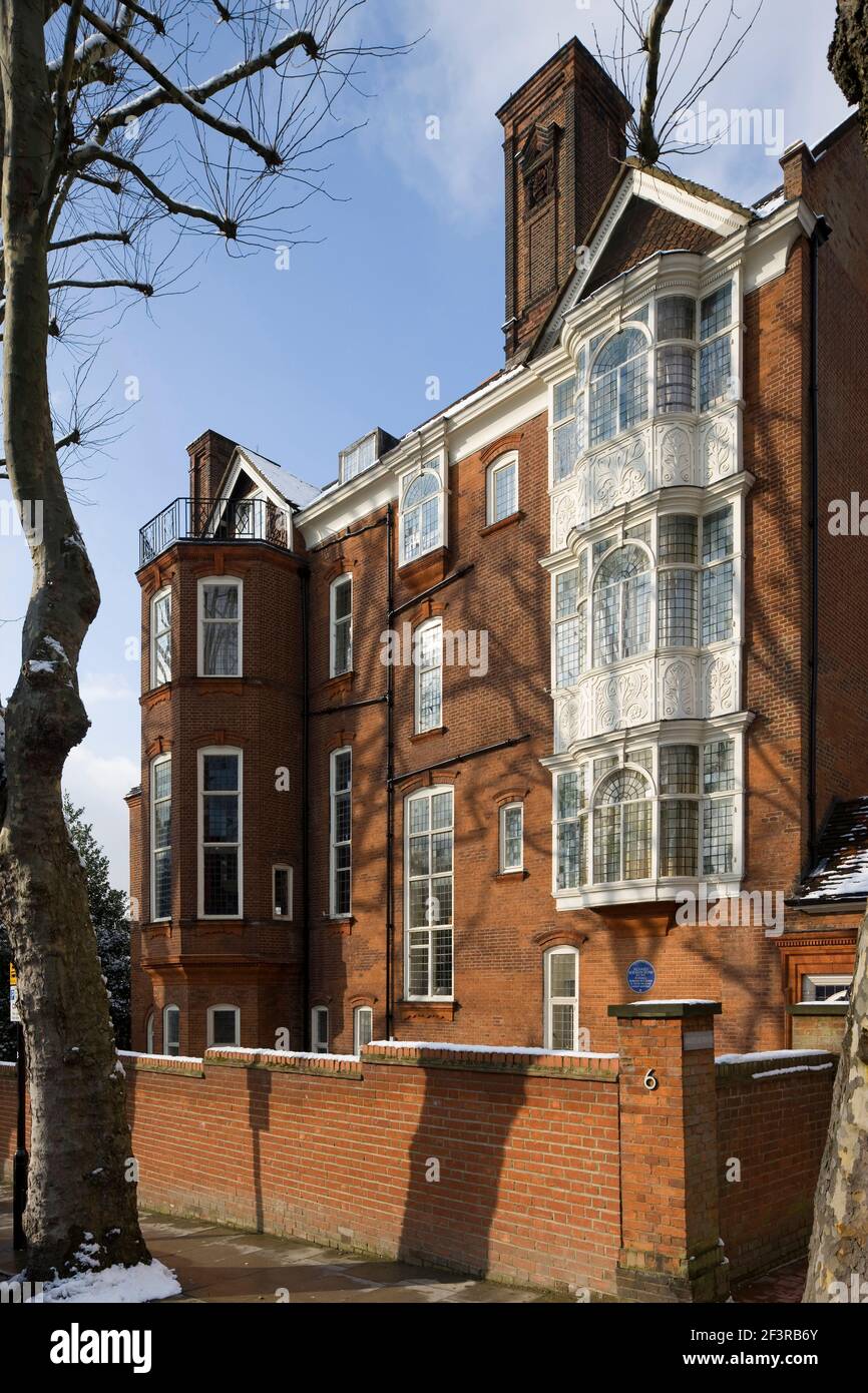 Richard Norman Shaw's house, built as part of arts and crafts movement, 1876, Hampstead, London Stock Photo