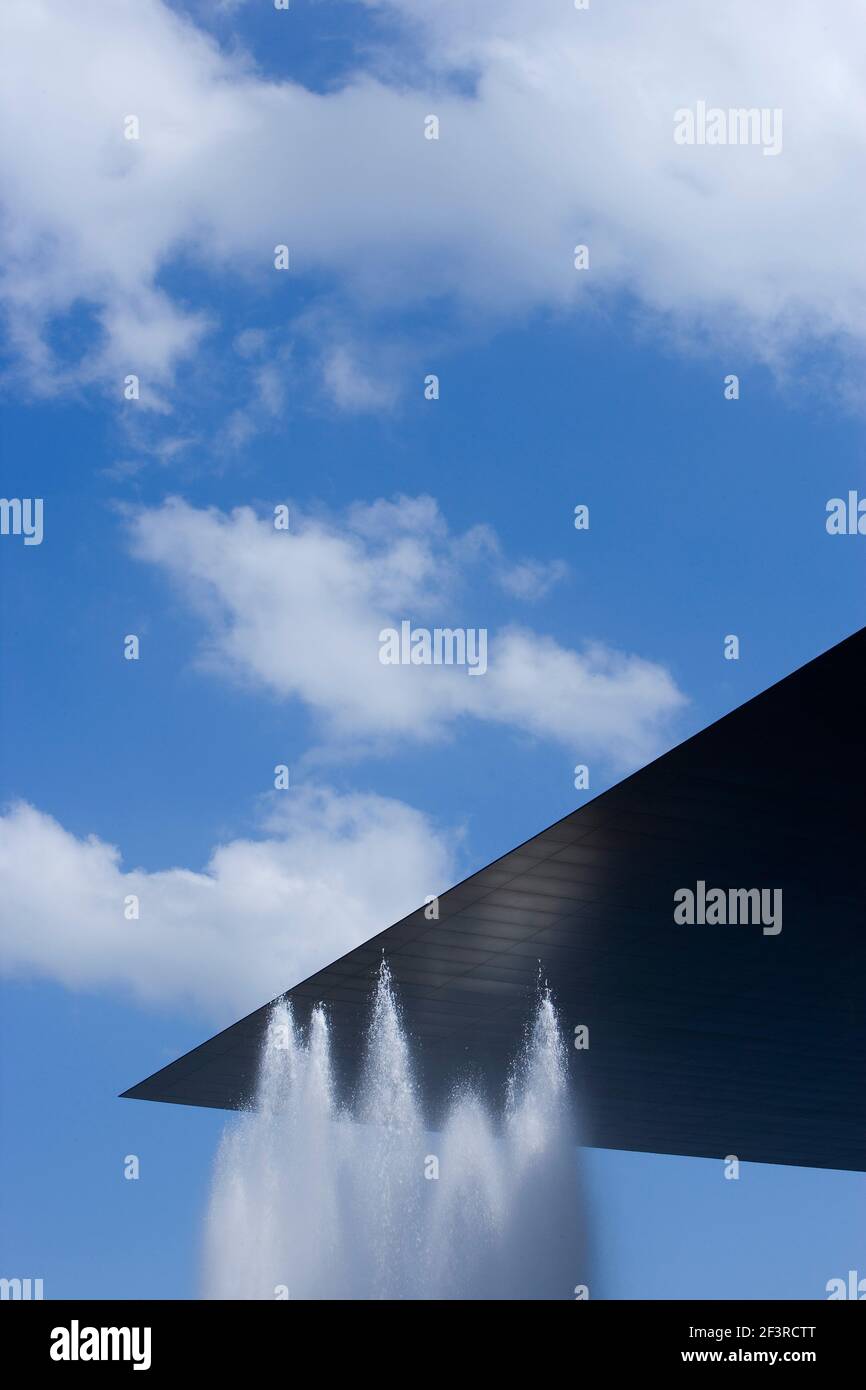1995-2000 erbaut von Jean Nouvel. Luzern Festival 2007, Luzern, Kultur- und Kongresszentrum Stock Photo