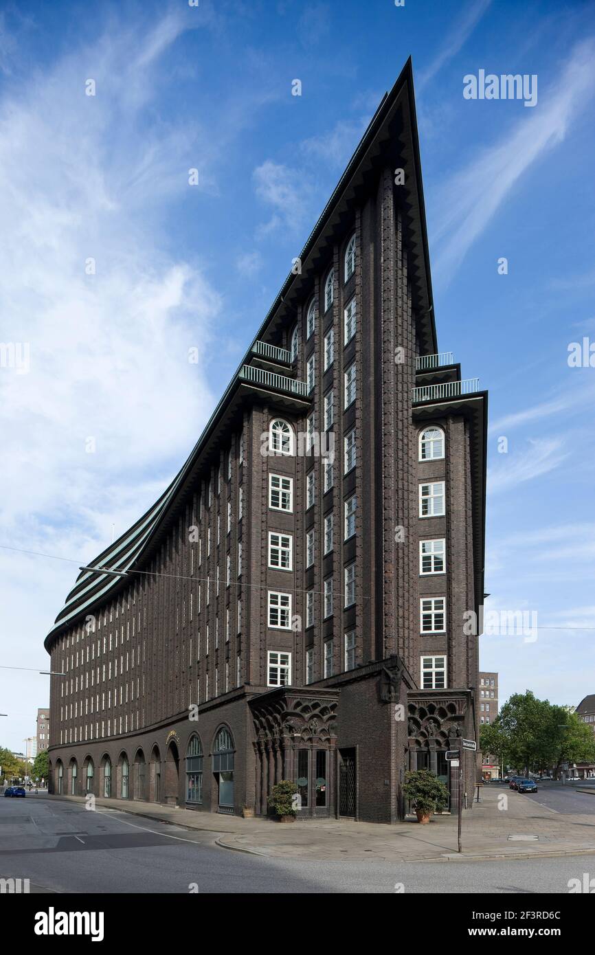Hamburg, Chilehaus. Das Chilehaus ist ein zehnstˆckiges Kontorhaus im Hamburger Kontorhausviertel, das beispielgebend f¸r den Backsteinexpressionismus Stock Photo