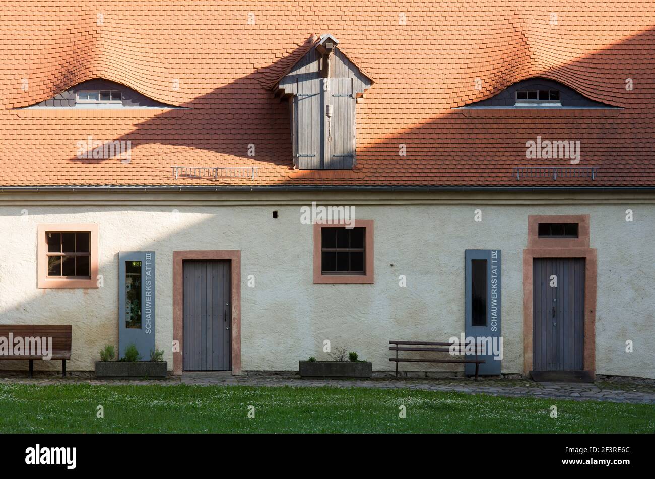 17th century european architecture hires stock photography and images