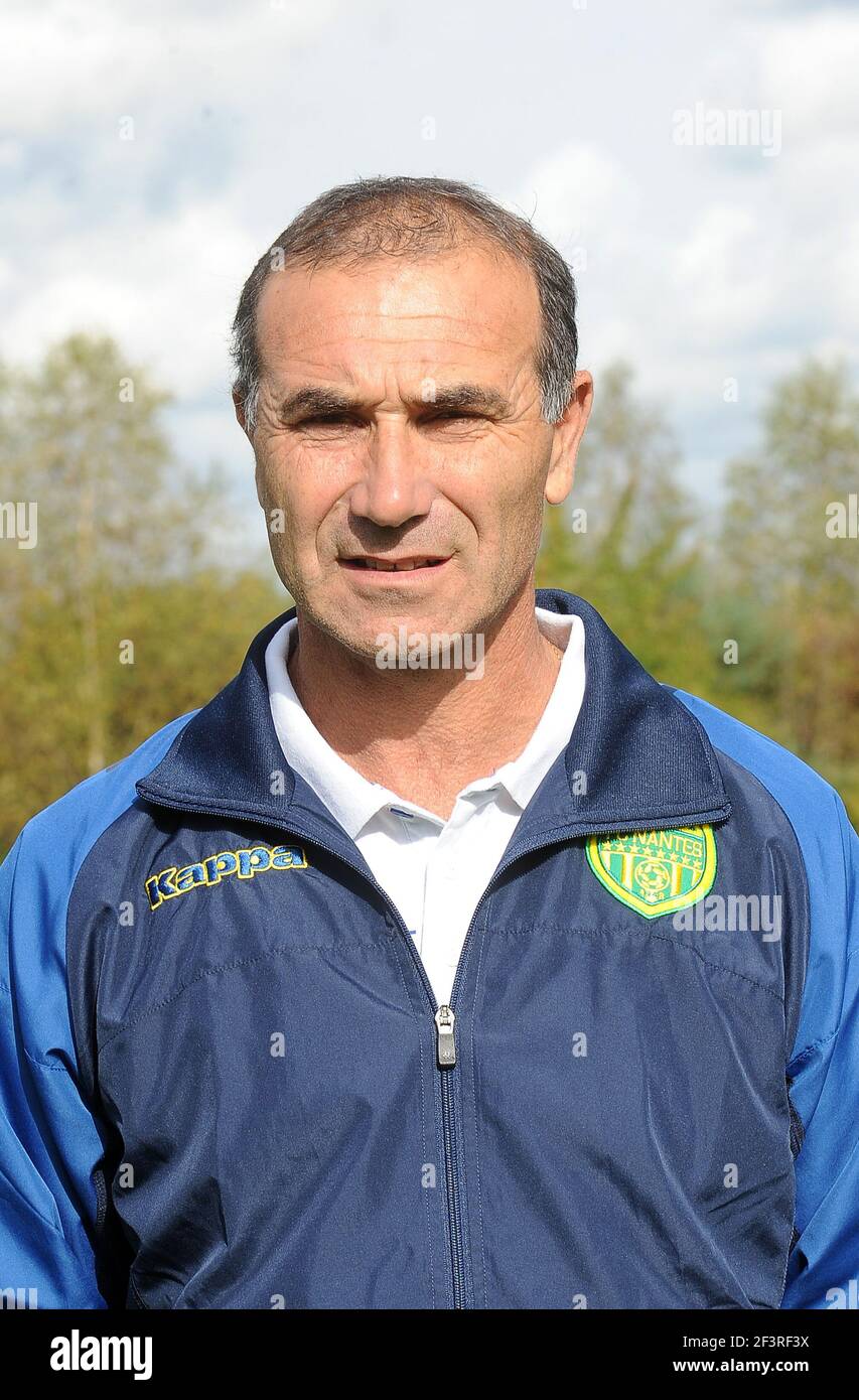 FOOTBALL FRENCH CHAMPIONSHIP 2010/2011 L2 PRESENTATION FC NANTES