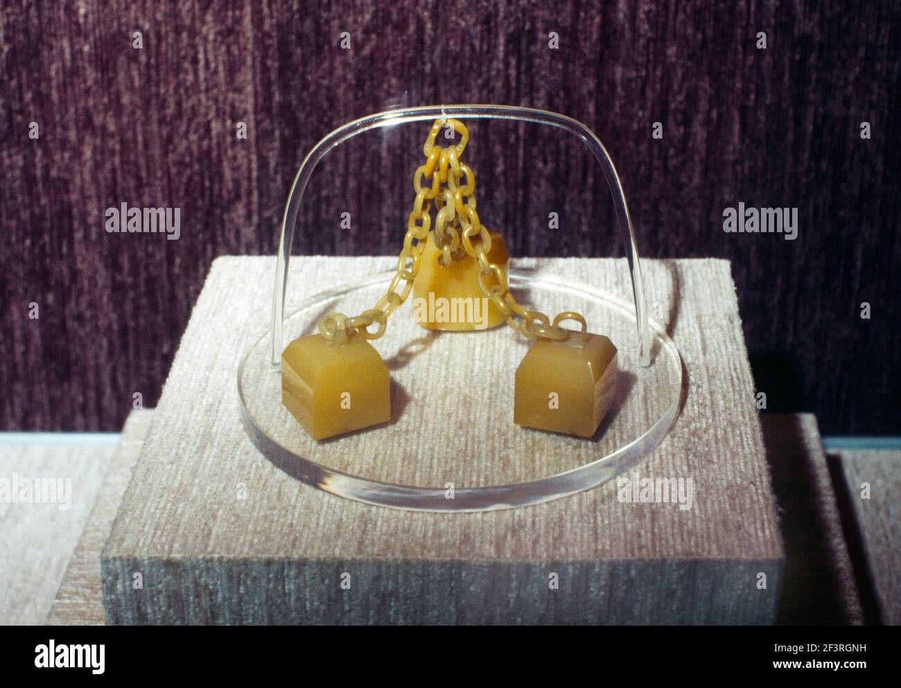 National Museum Taipei Taiwan Yellow Jade Seals Connected by a Carved Chain Ch'ing Dynasty 1644