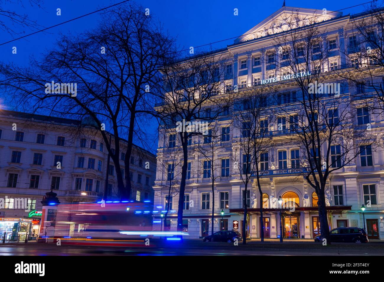 Wien, Vienna: hotel Imperial at street Kärntner Ring, ambulance car in 01. Old Town, Wien, Austria Stock Photo