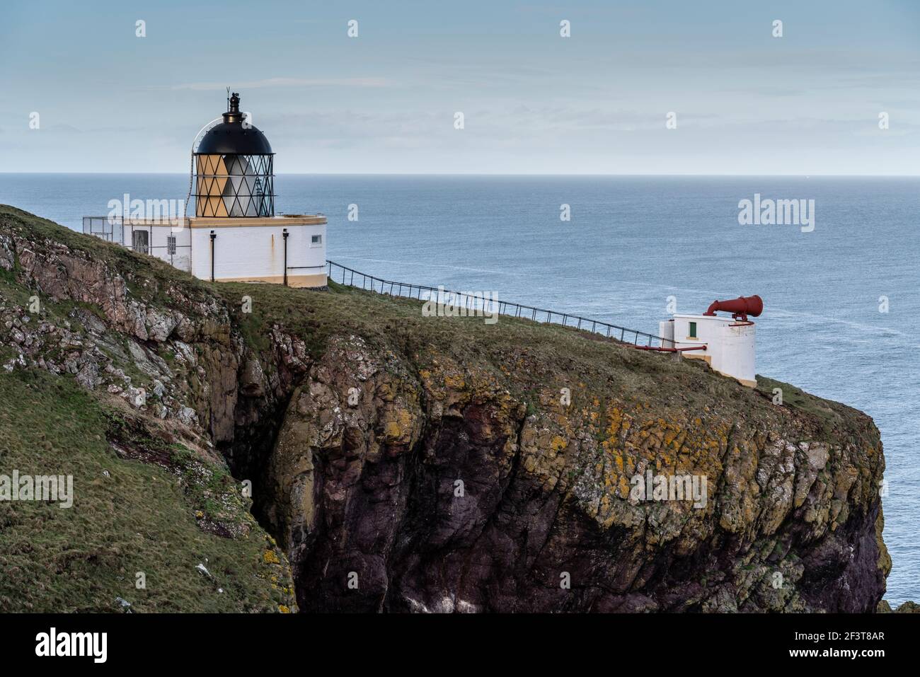 St Abbs, Berwickshire, Scotland - North Sea fishing village and nature reserve - Lighthouse Stock Photo
