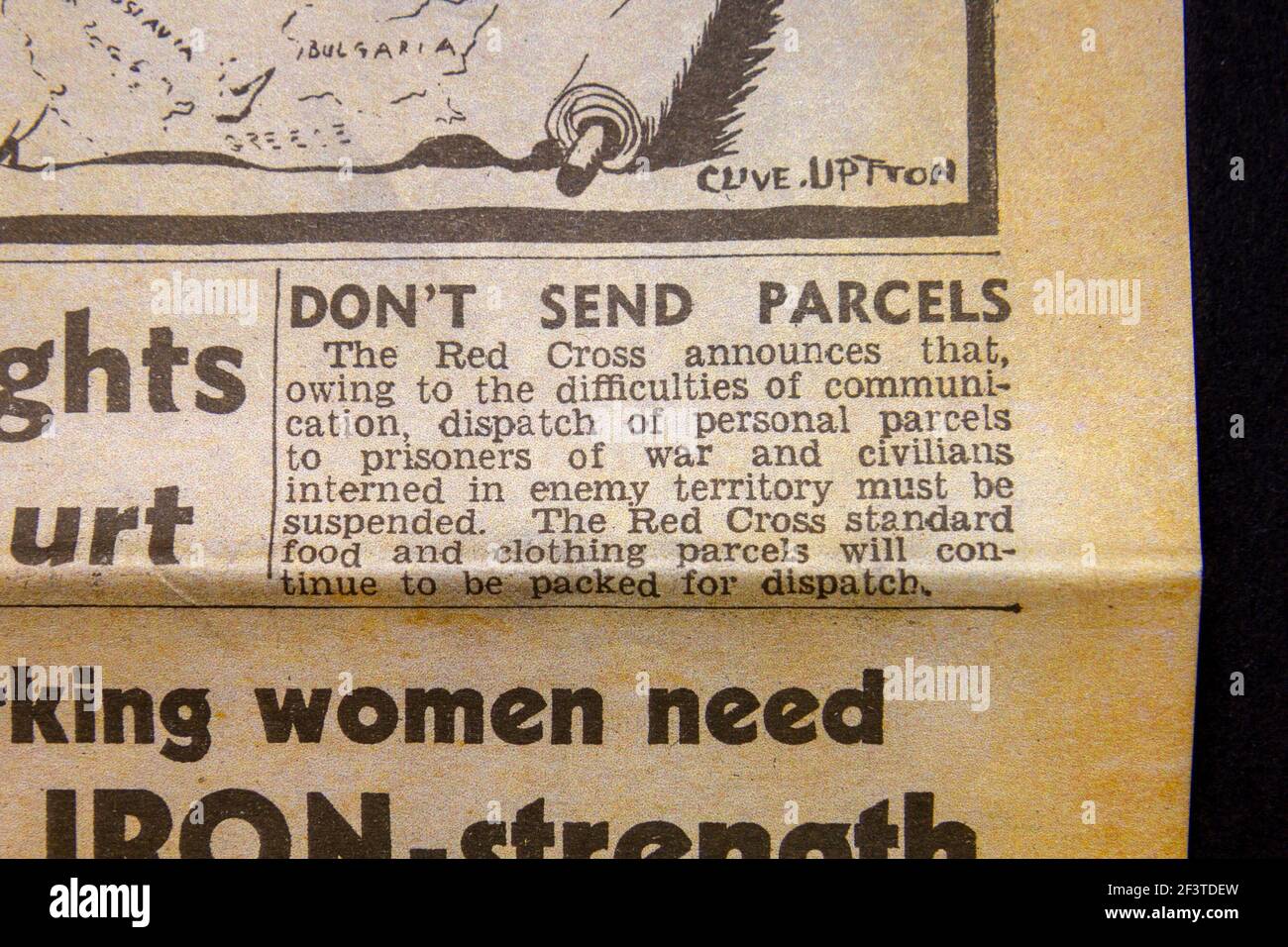 'Don't Send Parcels' headline for Red Cross stopping parcels to POW's, Daily Sketch newspaper (replica), 19th June 1940 (during Battle of Britain). Stock Photo