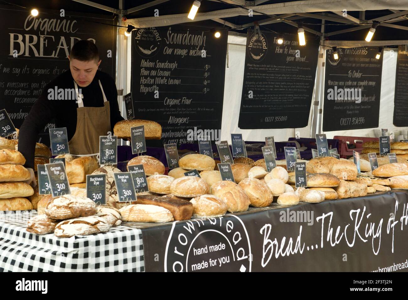 Organic bread stall, farmers Market, Wanstead, London Stock Photo