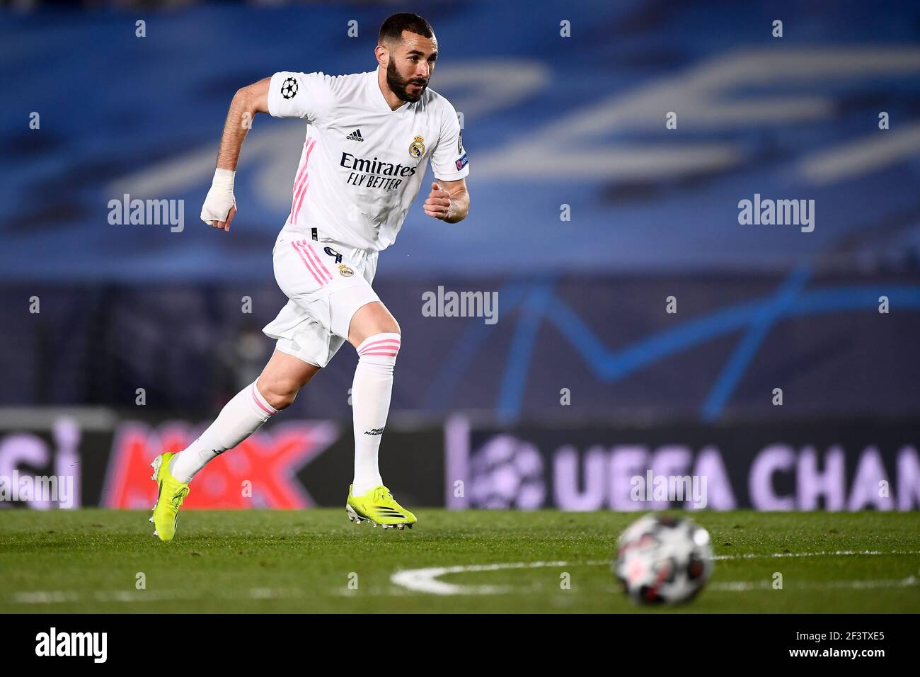 Madrid, Spain - 16 March, 2021: Karim Benzema of Real Madrid CF in action during the UEFA Champions League Round of 16 second leg football match between Real Madrid CF and Atalanta BC. Real Madrid CF won 3-1 over Atalanta BC. Credit: Nicolò Campo/Alamy Live News Stock Photo
