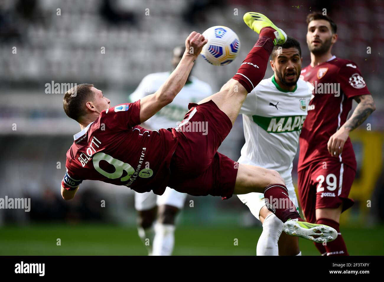 Turin, Italy - 17 March, 2021: Andrea Belotti of Torino FC attempts a bicycle kick during the Serie A football match between Torino FC and US Sassuolo. Torino FC won 3-2 over US Sassuolo. Credit: Nicolò Campo/Alamy Live News Stock Photo