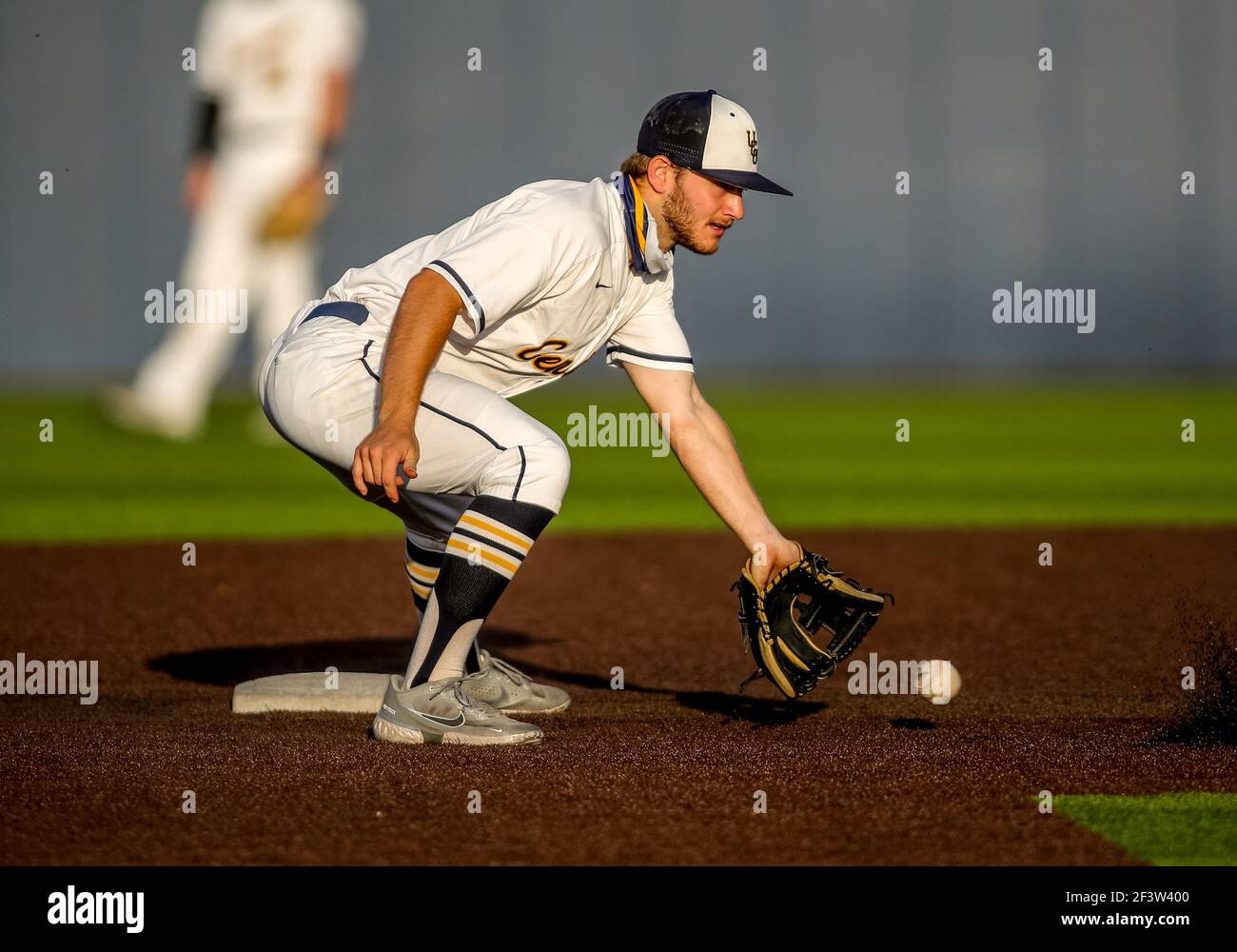 Edmond, OK, USA. 16th Mar, 2021. Central Oklahoma infielder Kyle Crowl