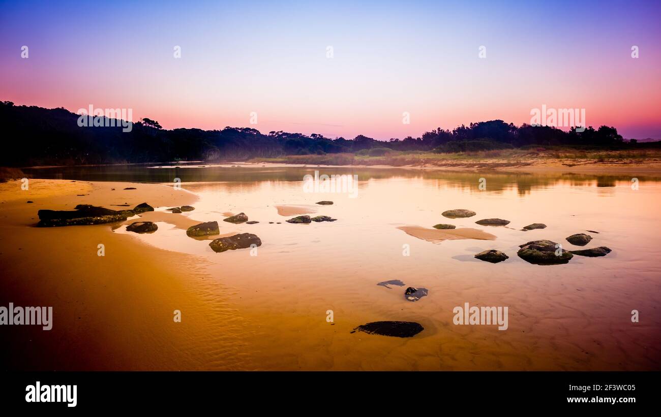 Congo in red color hi-res stock photography and images - Alamy