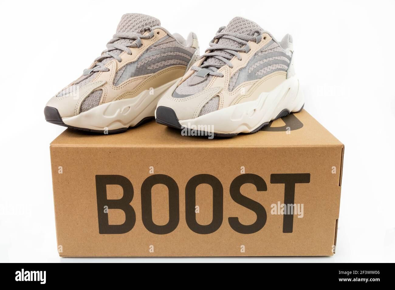 WARSAW, POLAND - Mar 16, 2021: Adidas Yeezy boost 700 V2 Cream. Famous  limited collection sneakers with box. Adidas running shoes isolated on a  white Stock Photo - Alamy