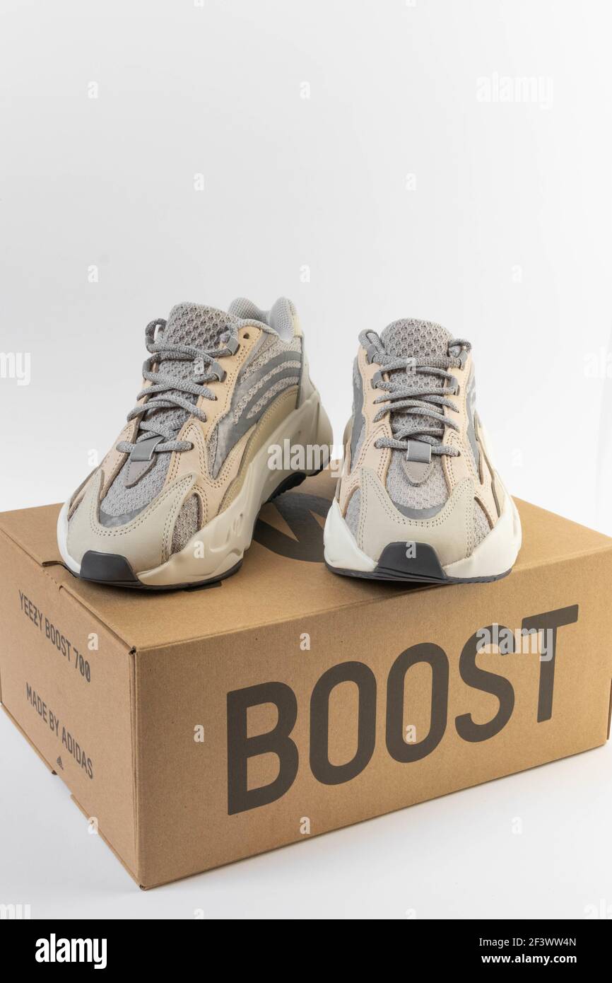 WARSAW, POLAND - Mar 16, 2021: Adidas Yeezy boost 700 V2 Cream. Famous  limited collection sneakers with box. Adidas running shoes isolated on a  white Stock Photo - Alamy