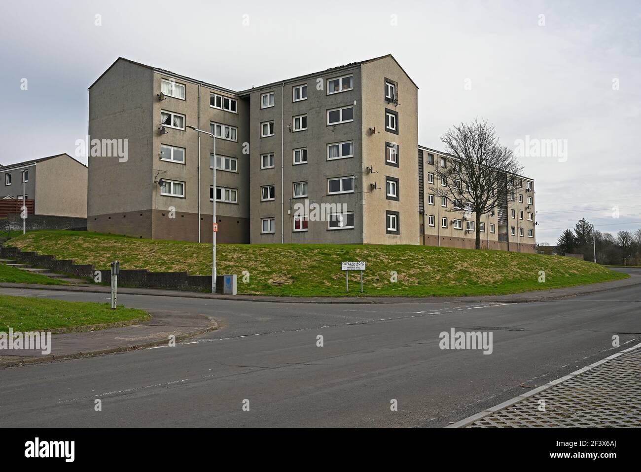 Deprived area flats multilevel housing in Fife, Scotland Stock Photo Alamy