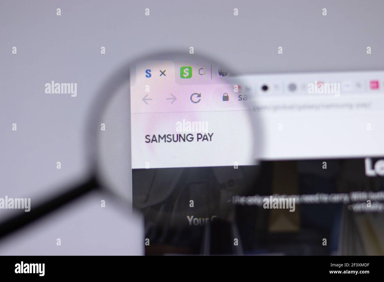 Samsung Logo Website Hi Res Stock Photography And Images Alamy