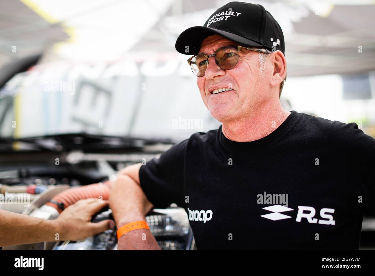 MAIMON PASCAL (FRA), RENAULT, auto, car, portrait, during the Dakar ...