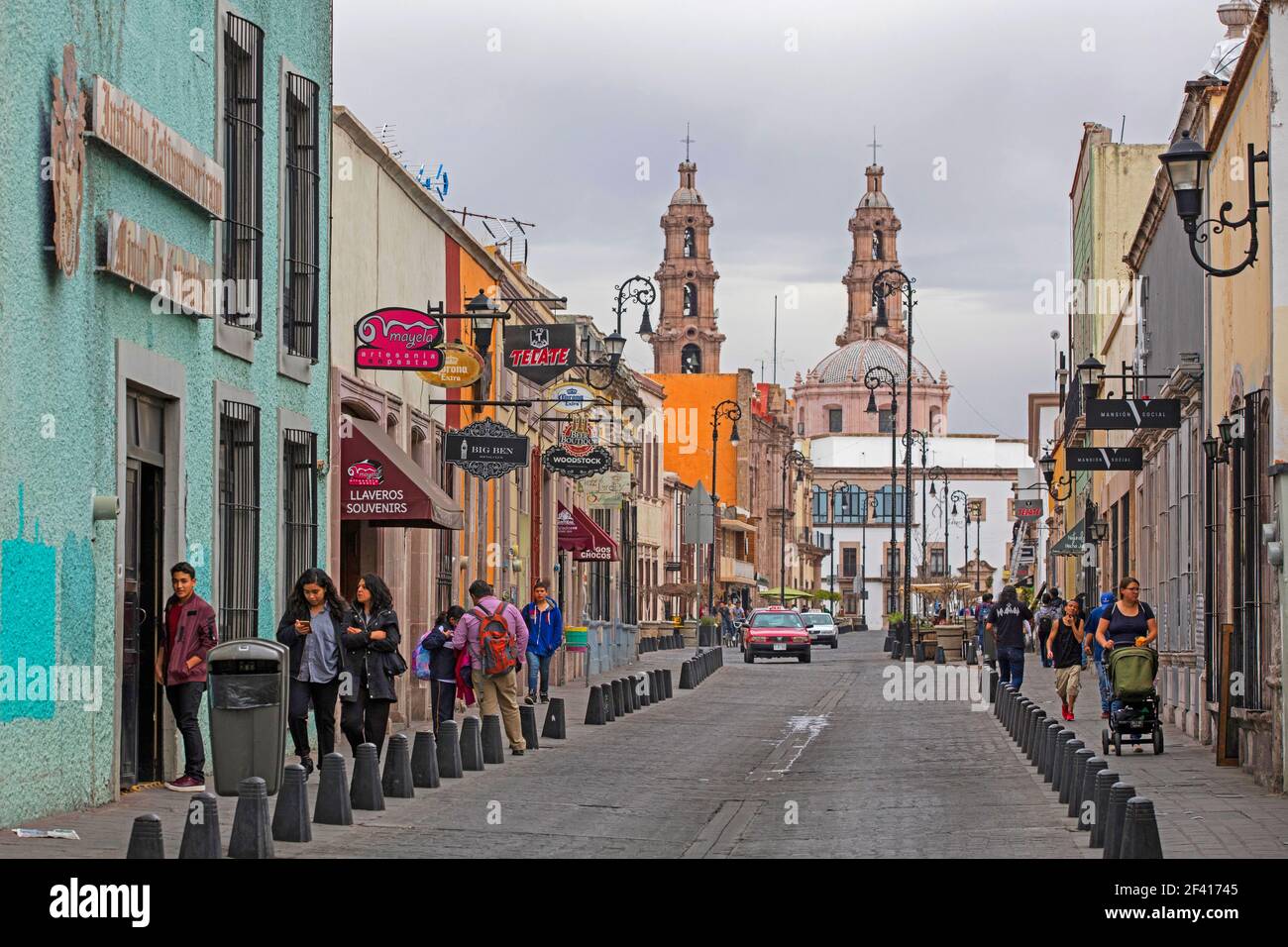 Cafes and shops in the colonial city centre of Aguascalientes, north-central Mexico Stock Photo