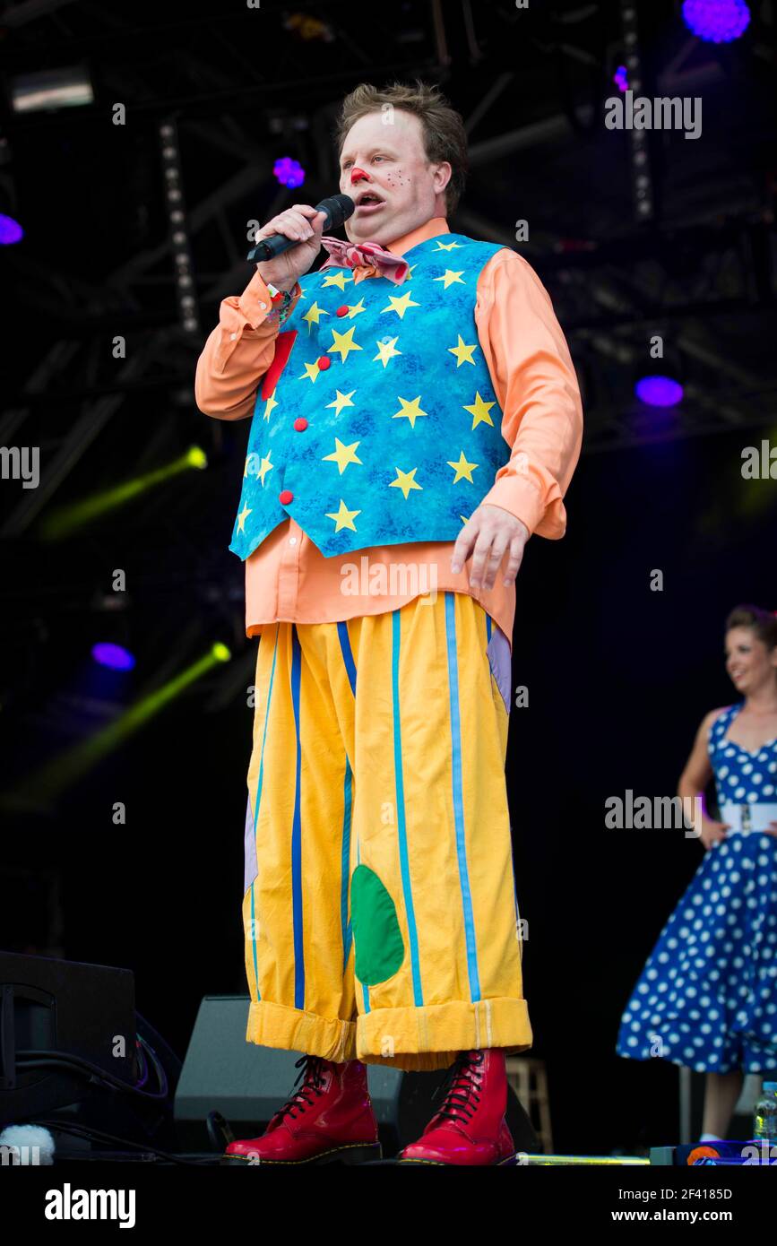 Mr justin hi-res stock photography and images - Page 2 - Alamy