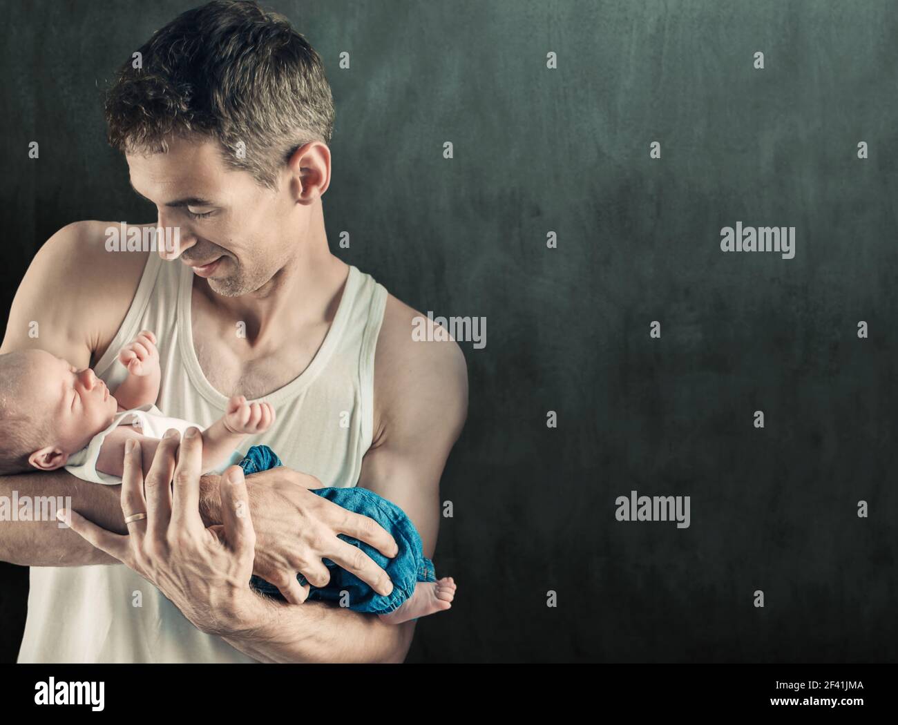Father dad son black hug hi-res stock photography and images - Alamy