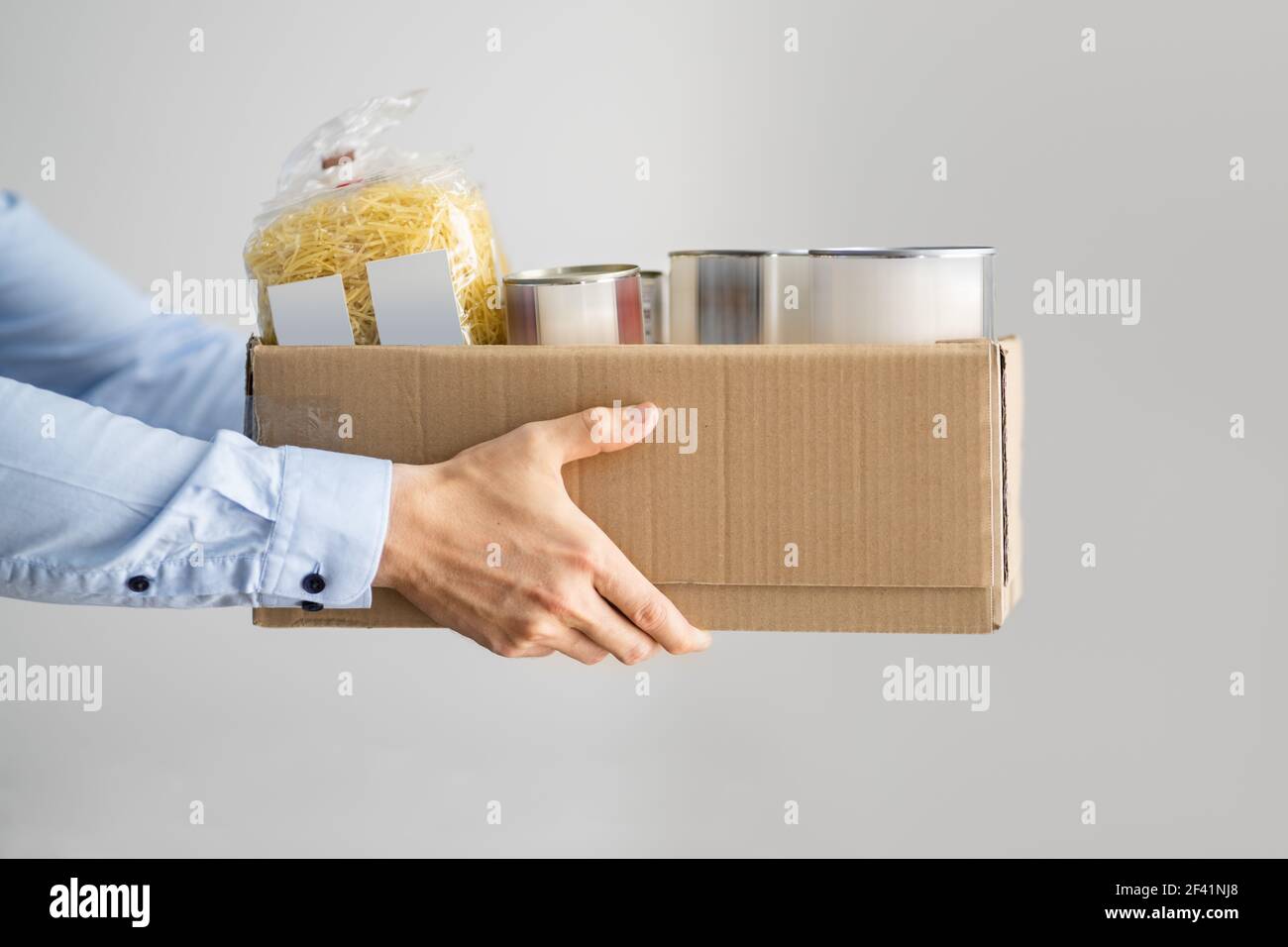 Food bank box hi-res stock photography and images - Alamy