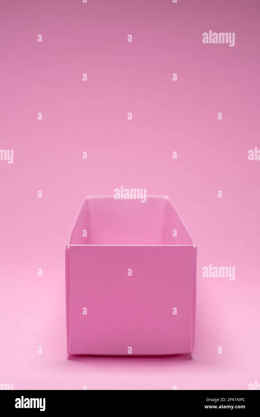 Empty paper box hi-res stock photography and images - Alamy