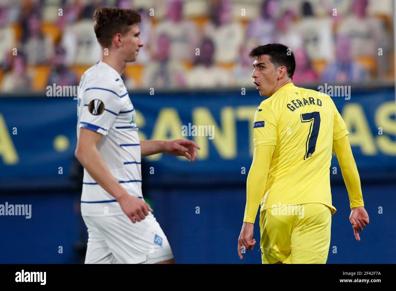 Villarreal Spain 18th Mar 2021 Gerard Moreno Of Villarreal Cf And Oleksandr Syrota Of Dynamo Kyiv During The Uefa Europa League Match 1 8 Between Villarreal Cf And Dinamo Kiev Played At La