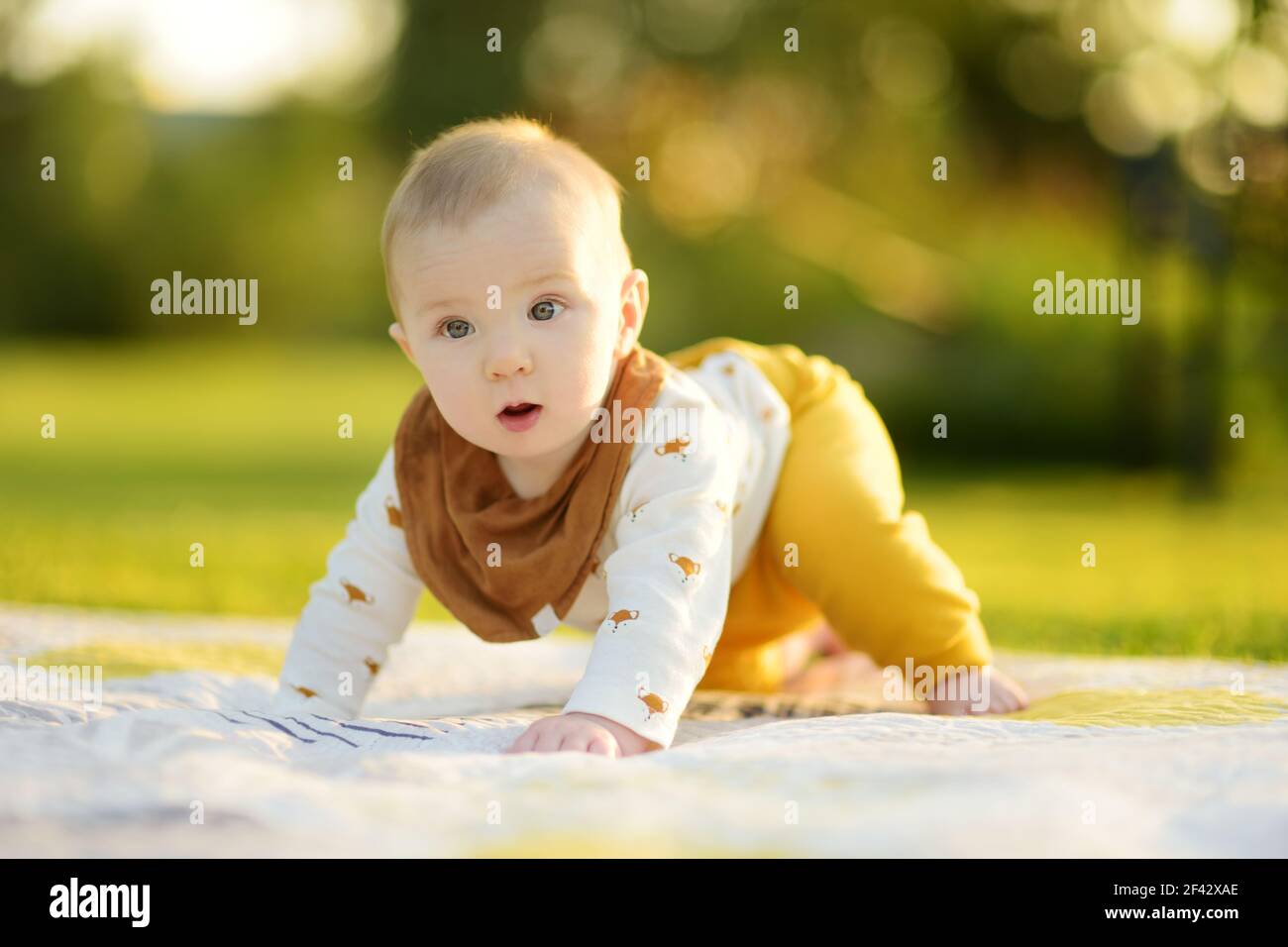 Child rocking back and forth hires stock photography and images Alamy