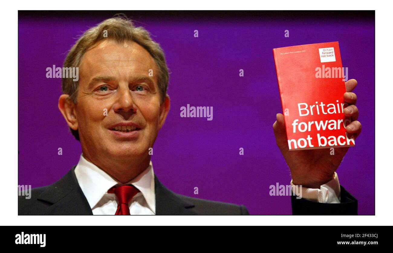 Tony blair cabinet launch manifesto hi-res stock photography and images