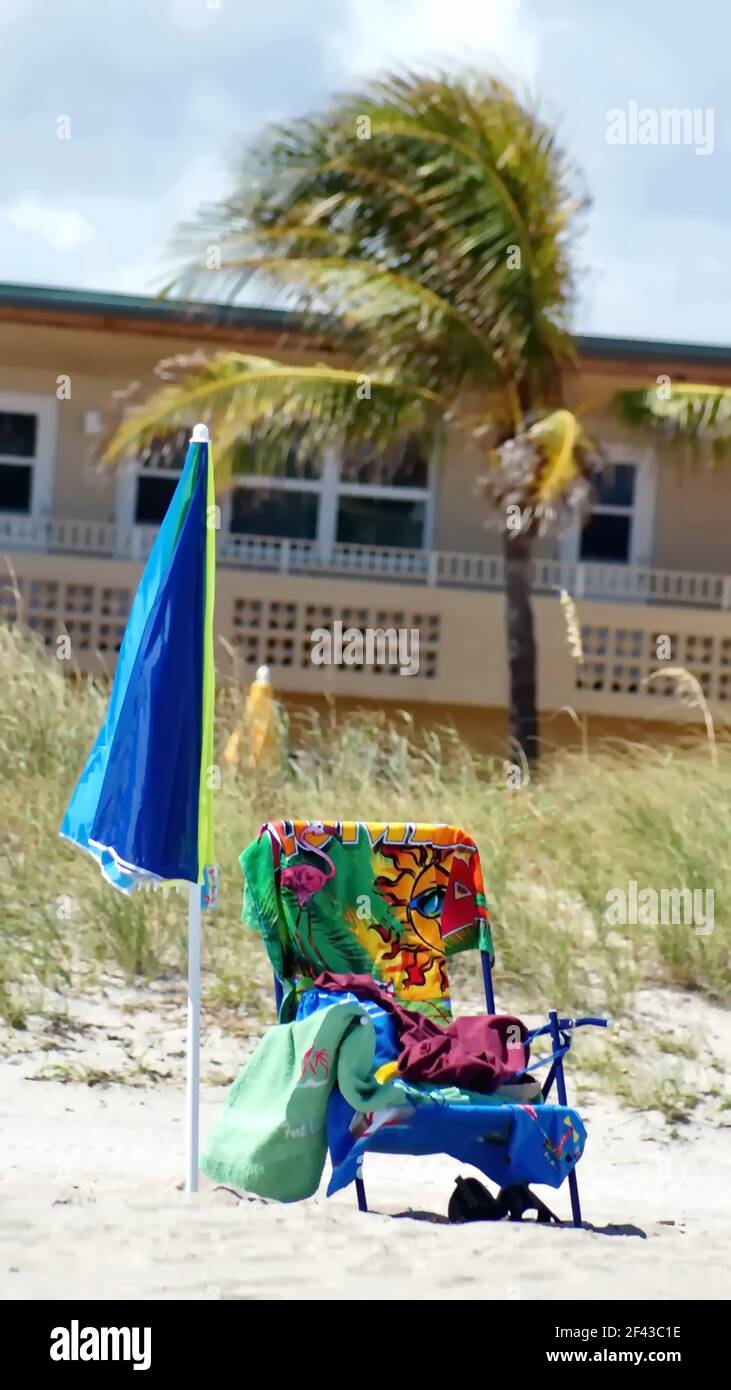 Florida Beach With Beach Chair Hi-res Stock Photography And Images - Alamy