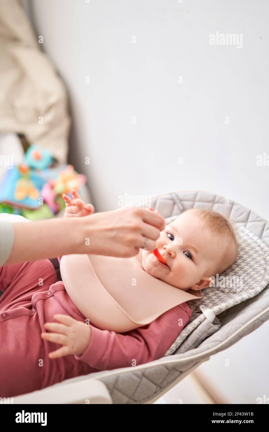Page 3 Babies Bib High Resolution Stock Photography And Images Alamy