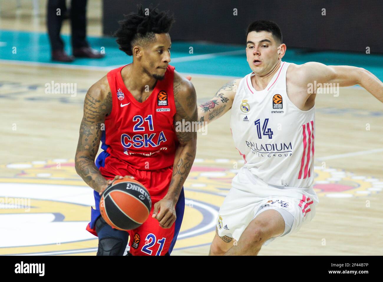 Will Clyburn of CSKA Moscow and Gabriel Deck of Real Madrid during the Turkish Airlines EuroLeague basketball match between Real Madrid and CSKA Moscow on March 18, 2021 at Wizink Center stadium in Madrid, Spain - Photo Irina R Hipolito / Spain DPPI / DPPI / LiveMedia Stock Photo