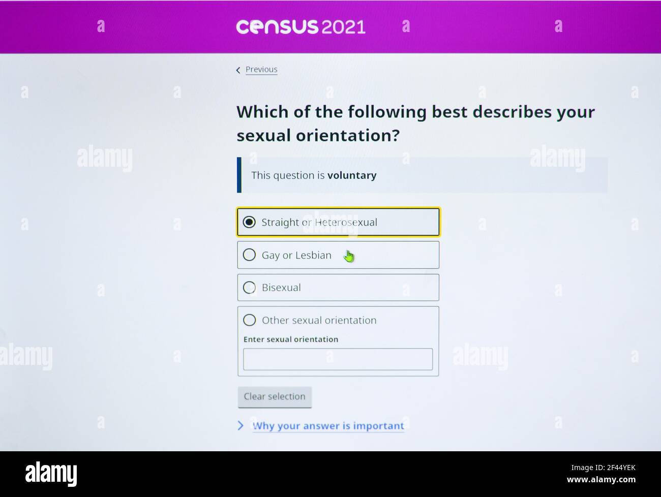 United Kingdom Census 2021 online form to gather information and statistics and people living in Britain. Questions include ethnicity and sexual orientation, gender as well as religion, health, employment and education. Once every ten years the Government department The Office for National Statistics ( ONS ) request information from every household in the United Kingdom. This is a legal requirement and failure to submit the census questionnaire could result in a £1,000 fine. The data is collated to inform decision making and asses the state of the nation Stock Photo