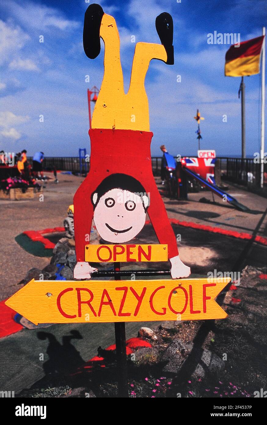 crazy-golf-sign-mablethorpe-lincolnshire-england-uk-stock-photo-alamy