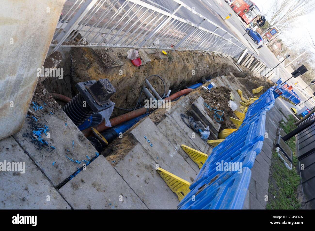 Thames water engineers dig trenches to install resilient new water