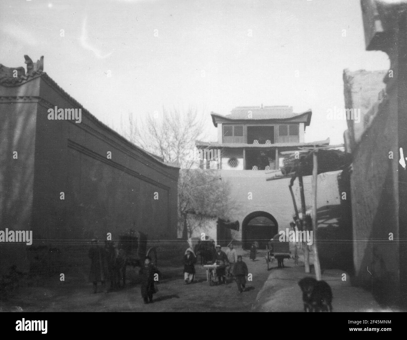 China. Sinkiang (Xinjiang). Kashgar at the Westrand of Takla Makan. City gate in Hancheng district Stock Photo