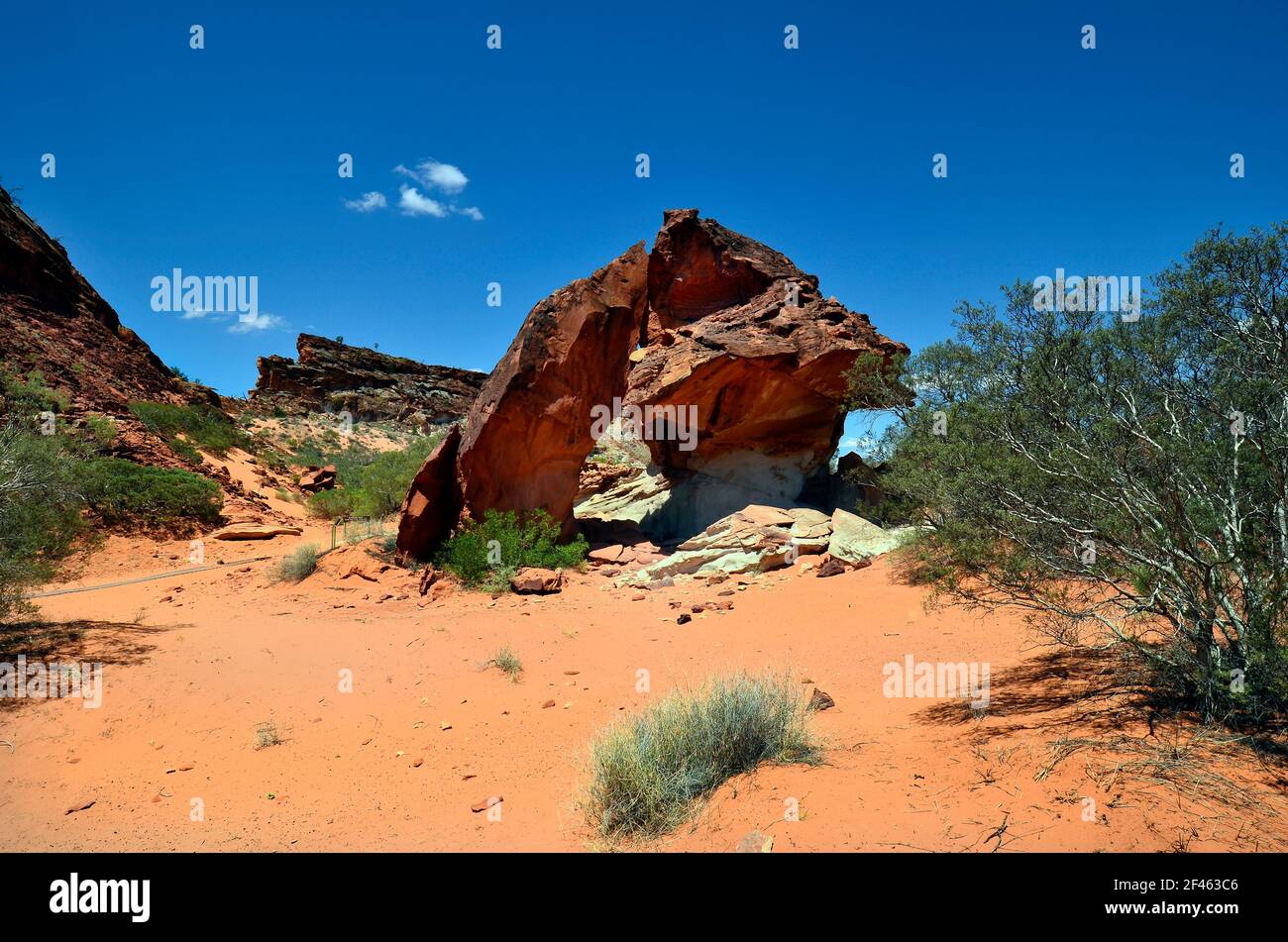 Australia, rock formation in Rainbow valley national park in Northern