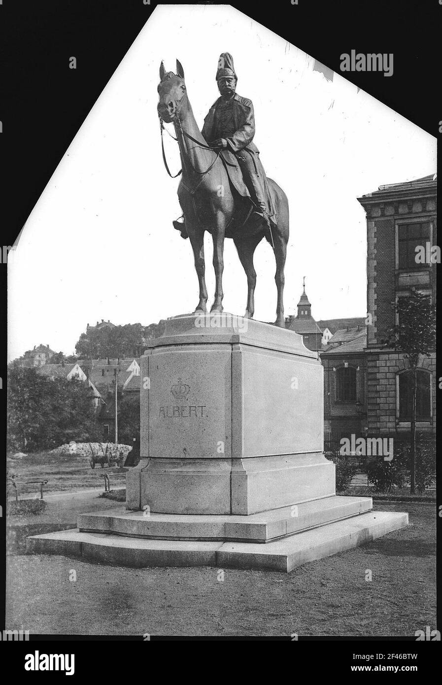 Aue. King - Albert - Monument on the former Ernst-Geßner Square (Today ...