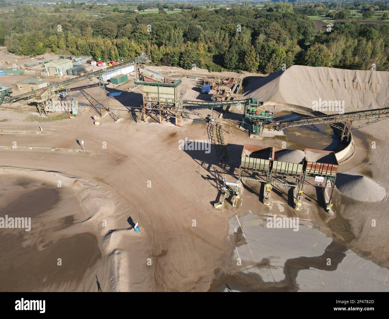 Tarmac quarry hires stock photography and images Alamy