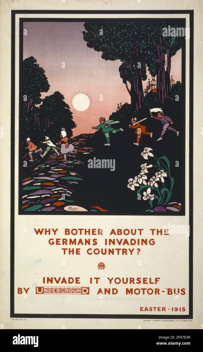 A first world war poster advertising days out in the country by London Underground and Bus Stock Photo