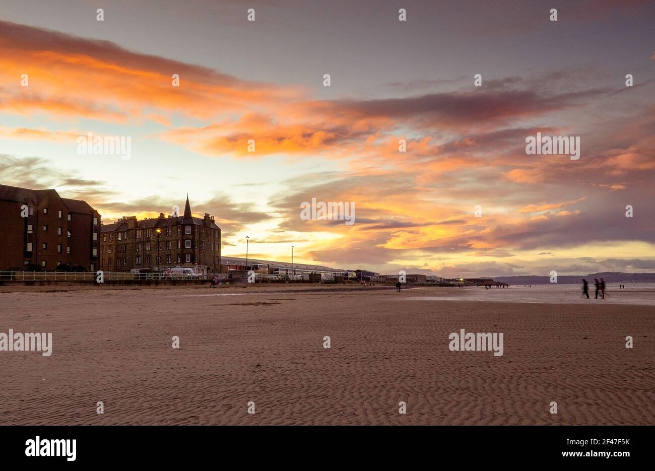 Sunset on Portobello Beach, Edinburgh, Scotland, UK Stock Photo Alamy