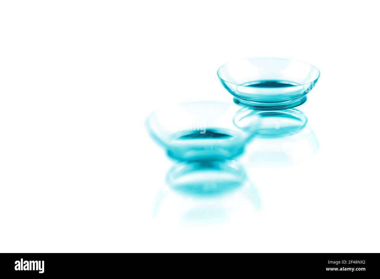 Solution contact lenses on Cut Out Stock Images & Pictures - Alamy