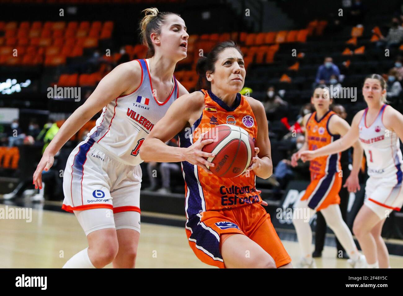 Cristina Ouvina of Valencia Basket and Lisa Berkani of ESBVA-LM during the Women's  EuroCup, quarter-final basketball match between Valencia Basket and  ESBVA-LM on March 18, 2021 at Fuente de San Luis pavilion