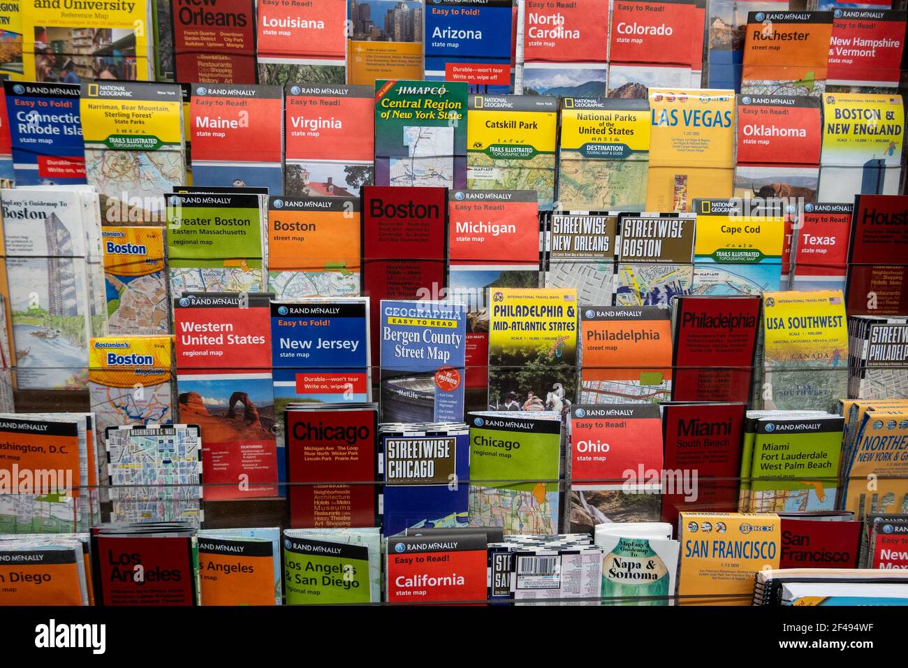 Barnes & Noble Booksellers Book Display, NYC, USA Stock Photo