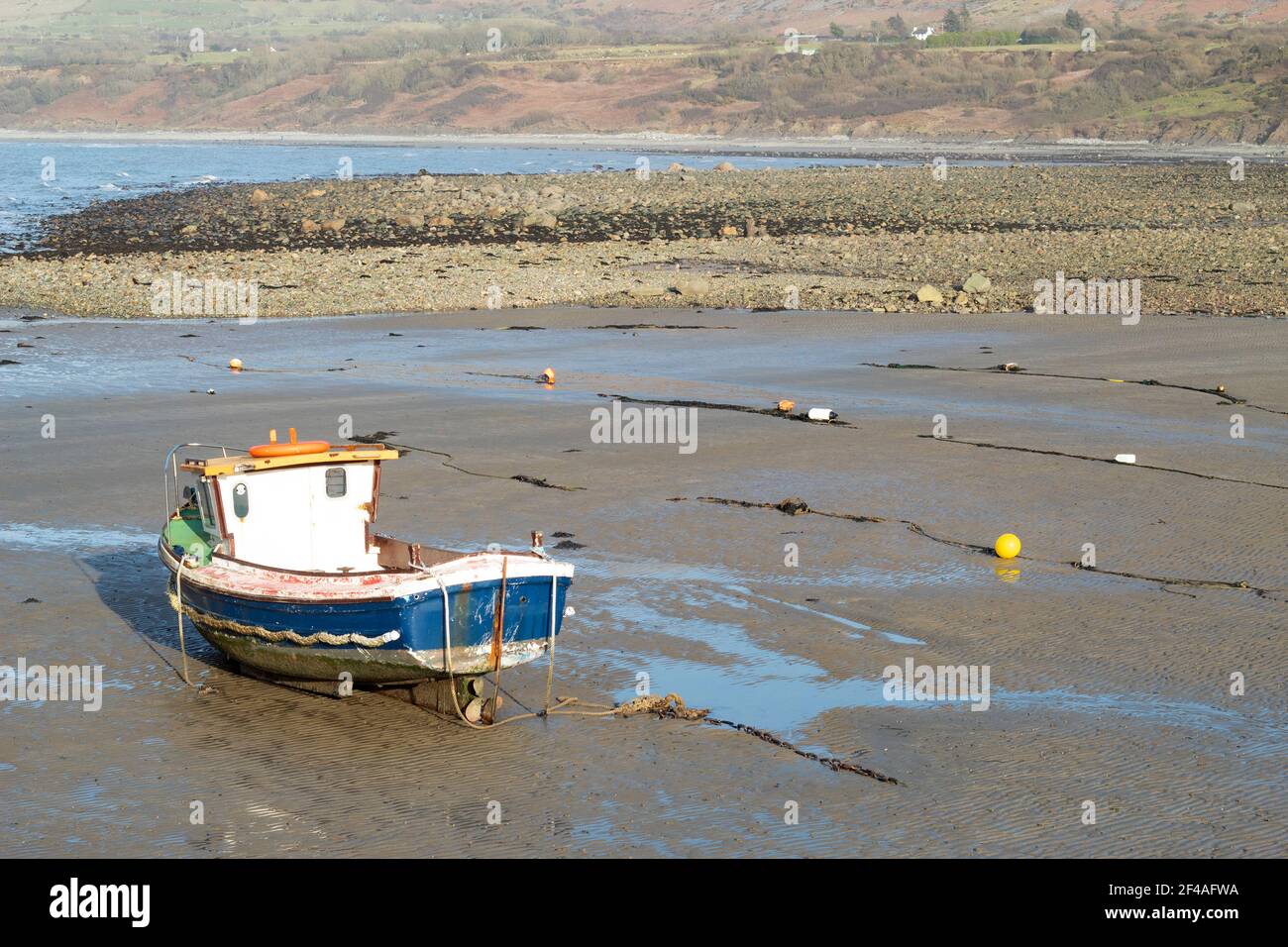 Trefor beach, Wales. Secluded sandy beach in a bay on the Llyn ...