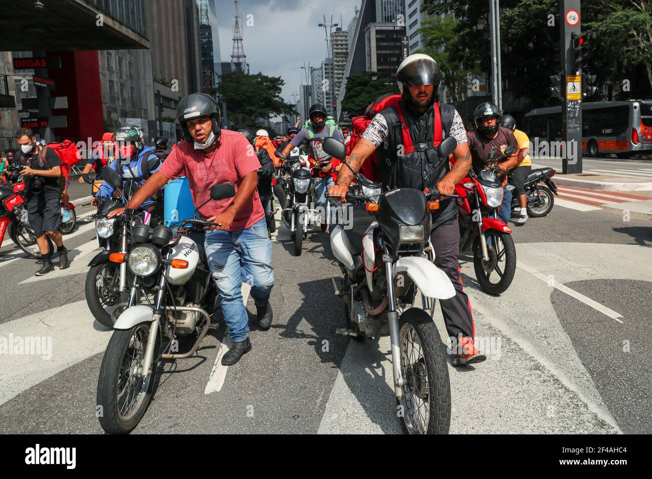Brazilian delivery workers for Uber Eats, Rappi and other delivery 