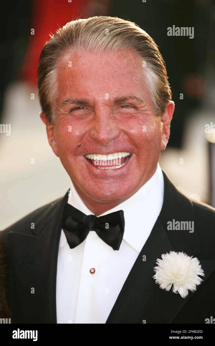 George Hamilton attends the Vanity Fair Oscar Party at Mortons in West ...