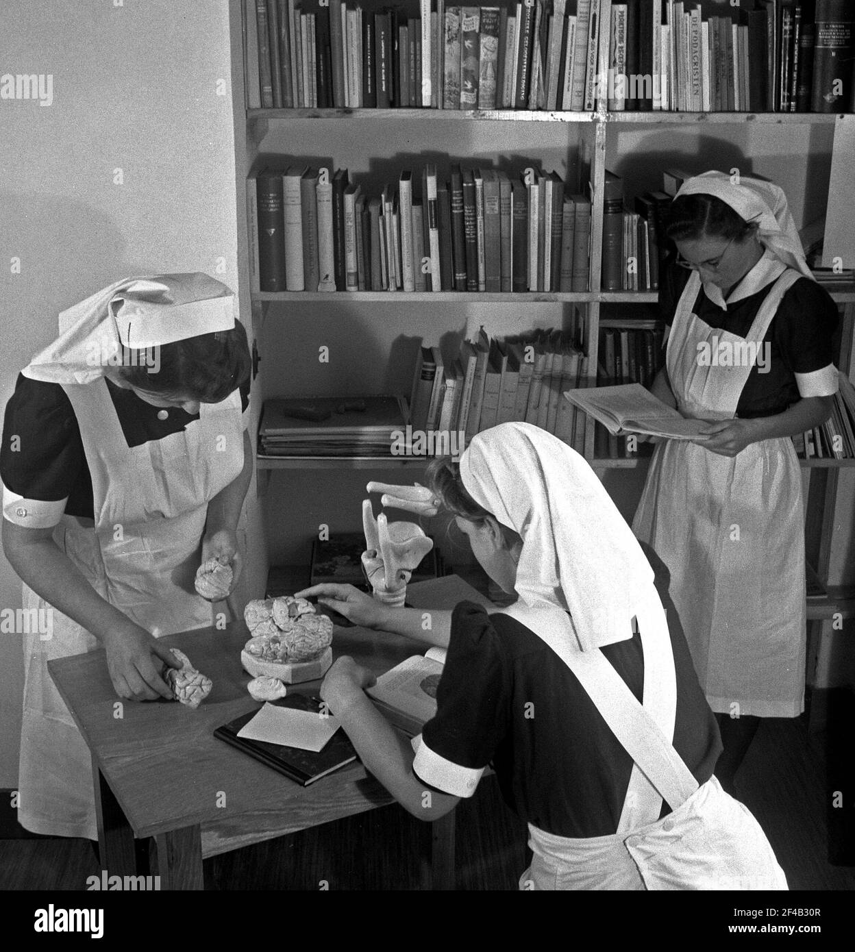 1940s nursing hi-res stock photography and images - Alamy